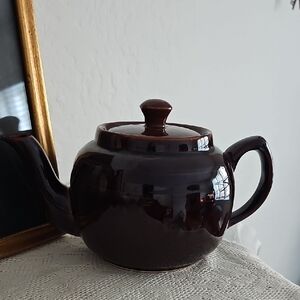 Betty Style Brown Ceramic Teapot